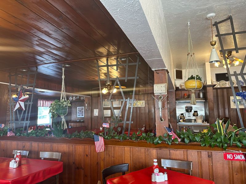 The Vintage Diner Feel That Draws Regulars