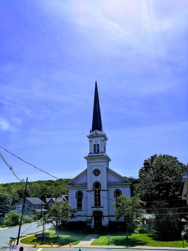 The Warren County Setting Worth Knowing