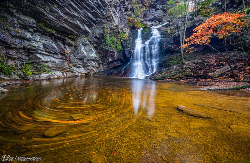The Waterfall Everyone Comes For