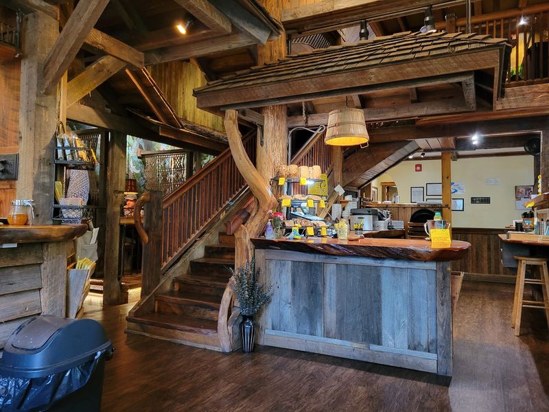 The Yellow Deli, Savannah area, Georgia