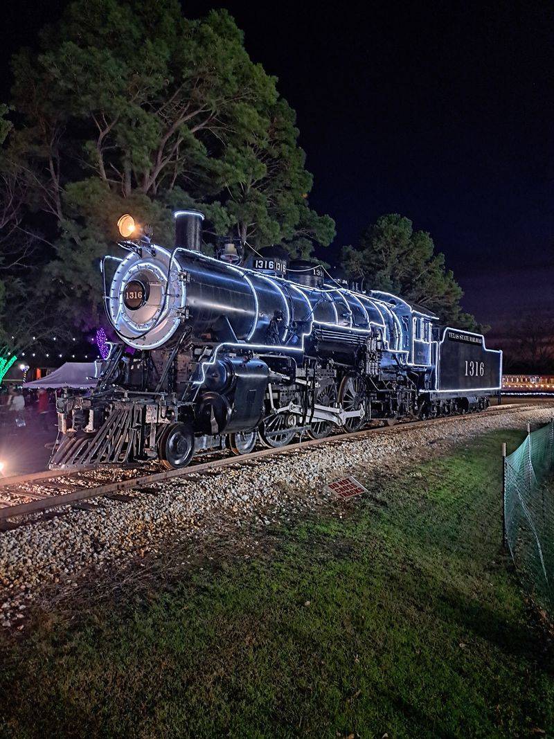 Themed Rides And Seasonal Events