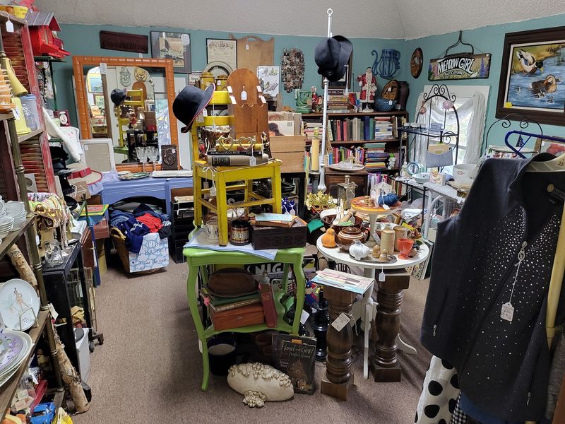 Themed Rooms That Keep You Wandering