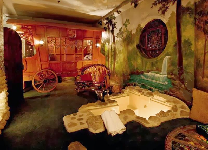 Themed Suites That Turn Every Stay Into a New Adventure Themed Suites That Turn Every Stay Into a New Adventure