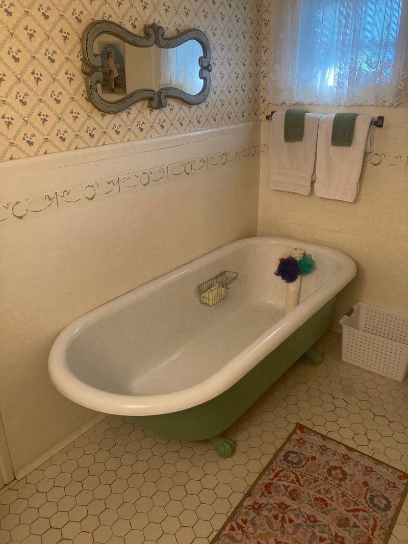 Those Beloved Clawfoot Tubs