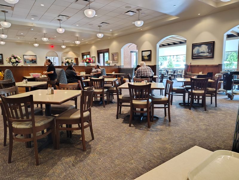 Threadgill's-Style Tradition at Cleburne Cafeteria, Houston Threadgill's-Style Tradition at Cleburne Cafeteria, Houston