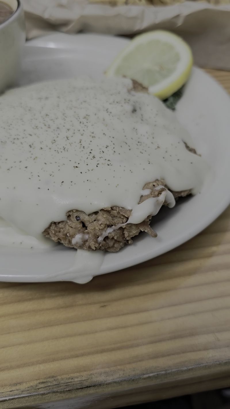 Threadgill's tradition, Central Texas roadside diners