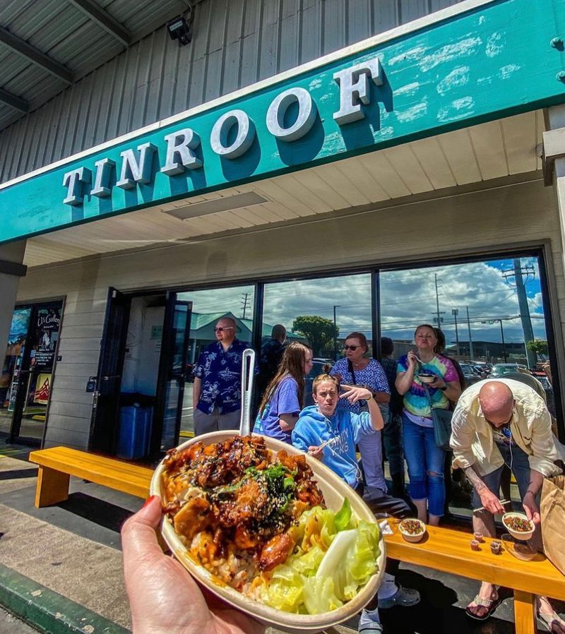 Tin Roof, Kahului, Maui