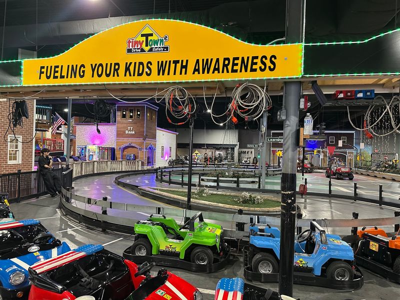 Tiny Cars for the Youngest Drivers (Ages 3 to 5) Tiny Cars for the Youngest Drivers (Ages 3 to 5)