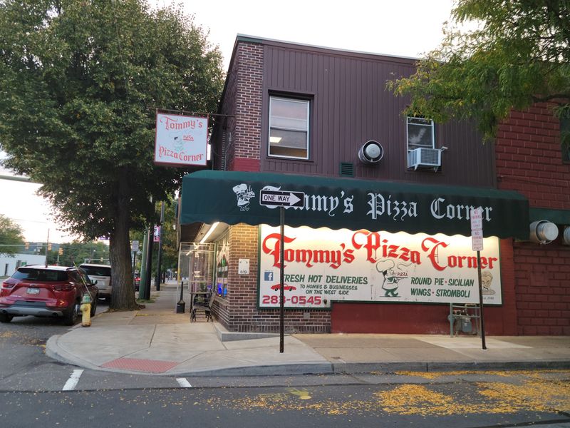 Tommy's Pizzeria & Deli style corner shops, Scranton, PA