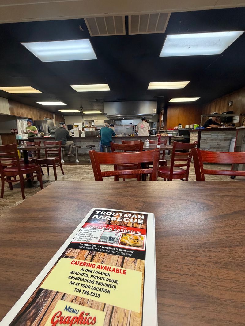Troutman's Bar-B-Q, Concord