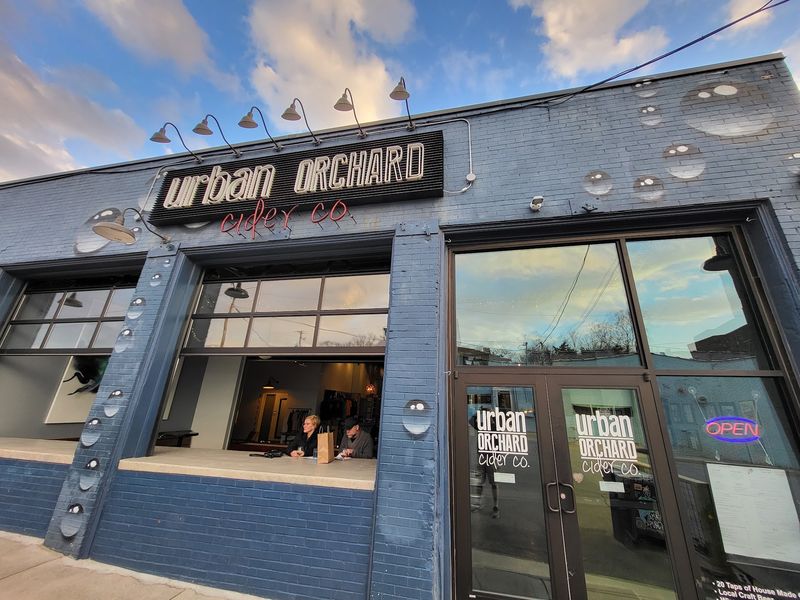 Urban Orchard Cider Co., Asheville Urban Orchard Cider Co., Asheville