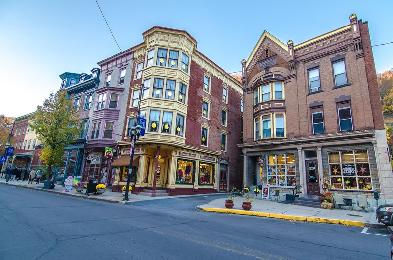 Victorian Streets Made for Wandering