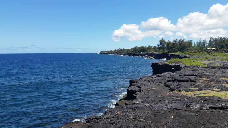 Volcano-Area Oceanfront Vacation Cabins, Puna Coast, Big Island Volcano-Area Oceanfront Vacation Cabins, Puna Coast, Big Island