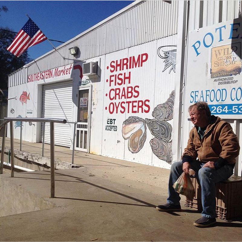 Wallace's Fresh Seafood, Brunswick