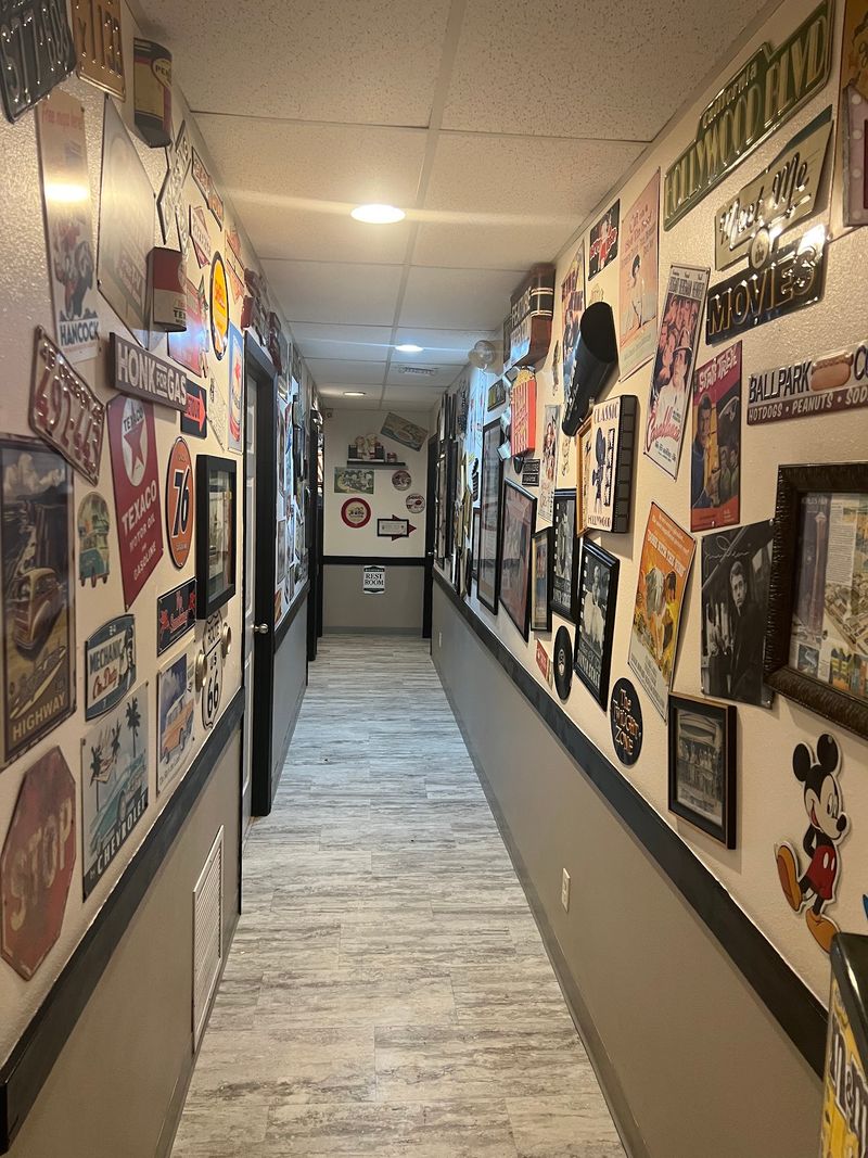 Walls That Double As a Museum