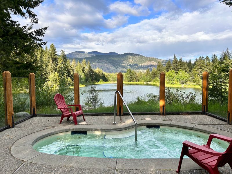 Warm Fireplaces and a Hot Tub With a View Warm Fireplaces and a Hot Tub With a View