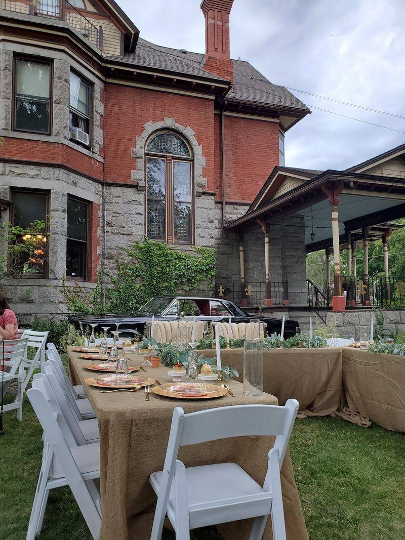 Weekend Breakfast and a Restaurant Out Back