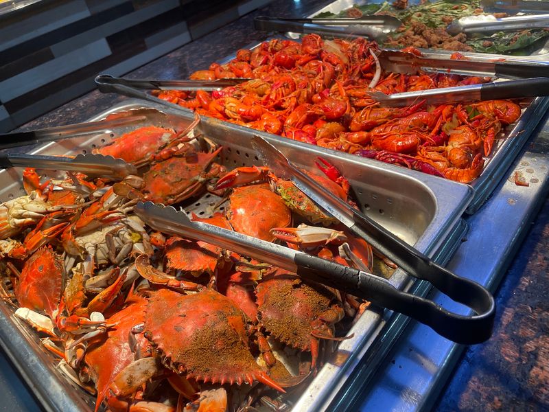 Weekend Crabs and the Seafood Spread