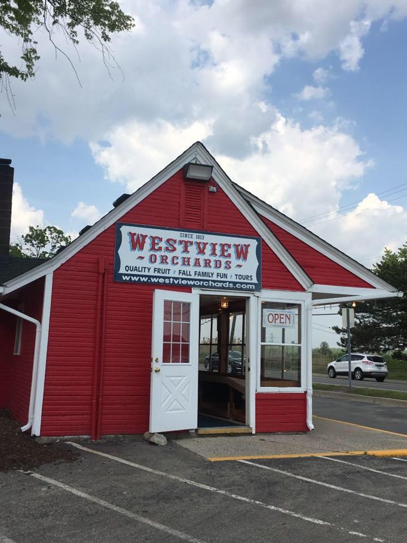 Westview Orchards and Winery, Washington, Michigan