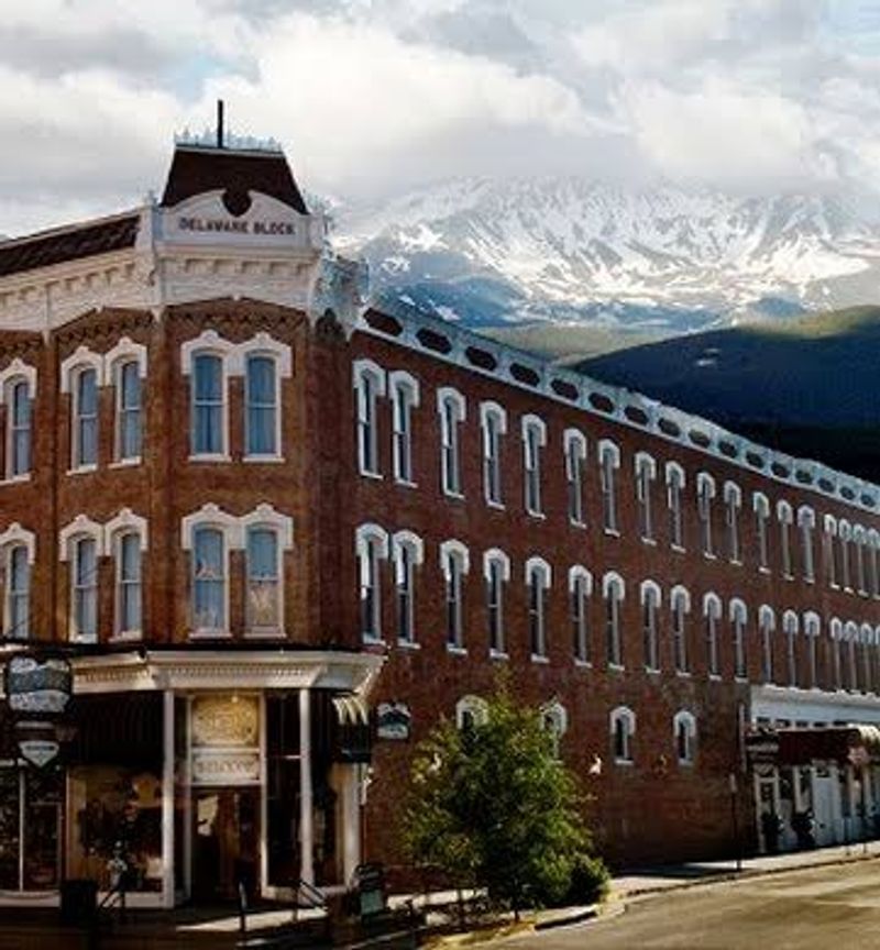 Where History Checks In on Harrison Avenue