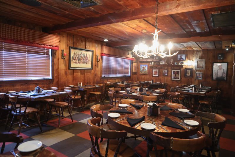 Where Horse Racing Meets the Dinner Table