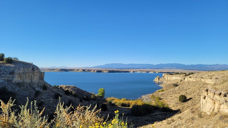 Where This Wide Reservoir Actually Sits