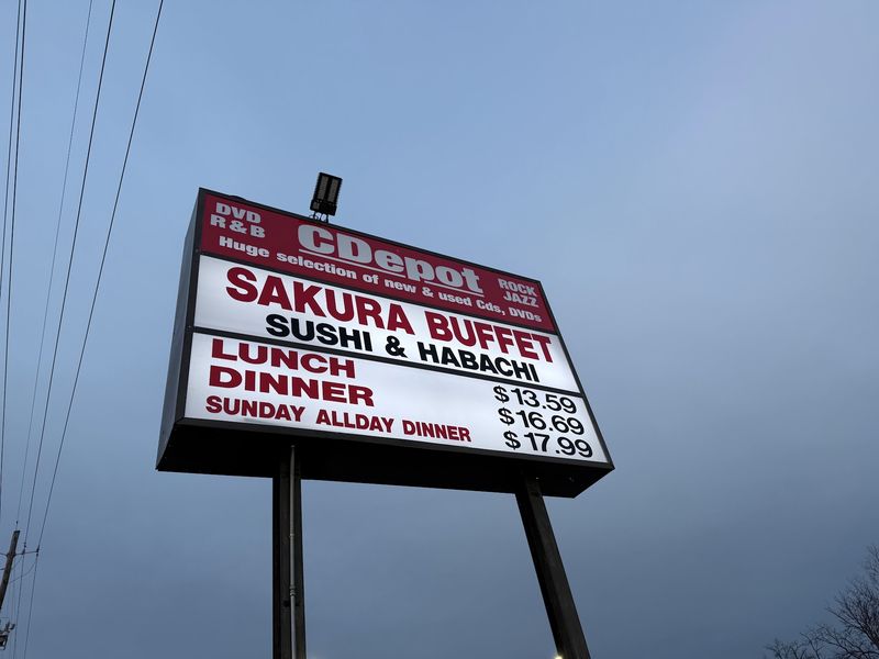 Where To Find This Endless-Seafood Spot