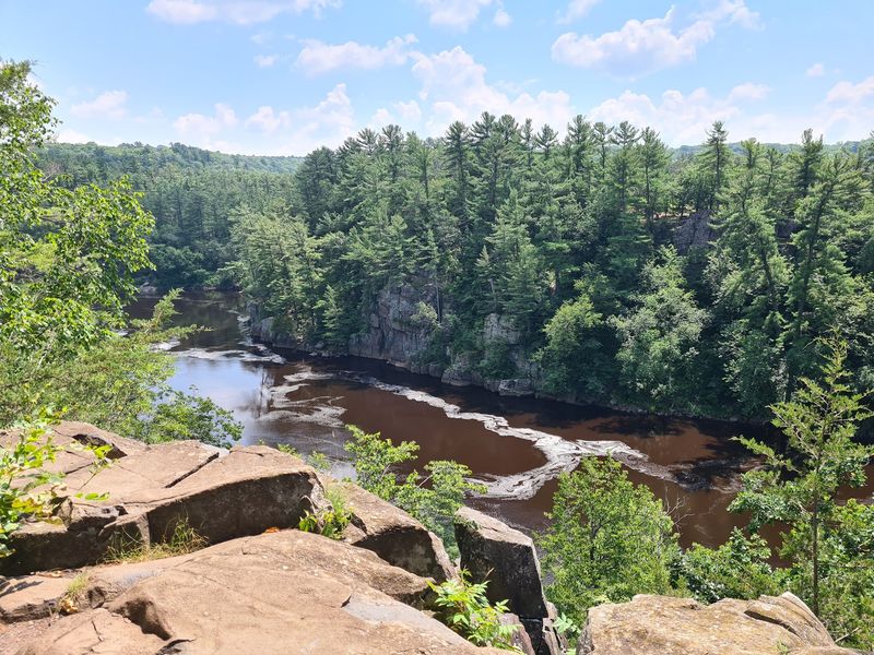 Where To Find This Short Bluff Loop