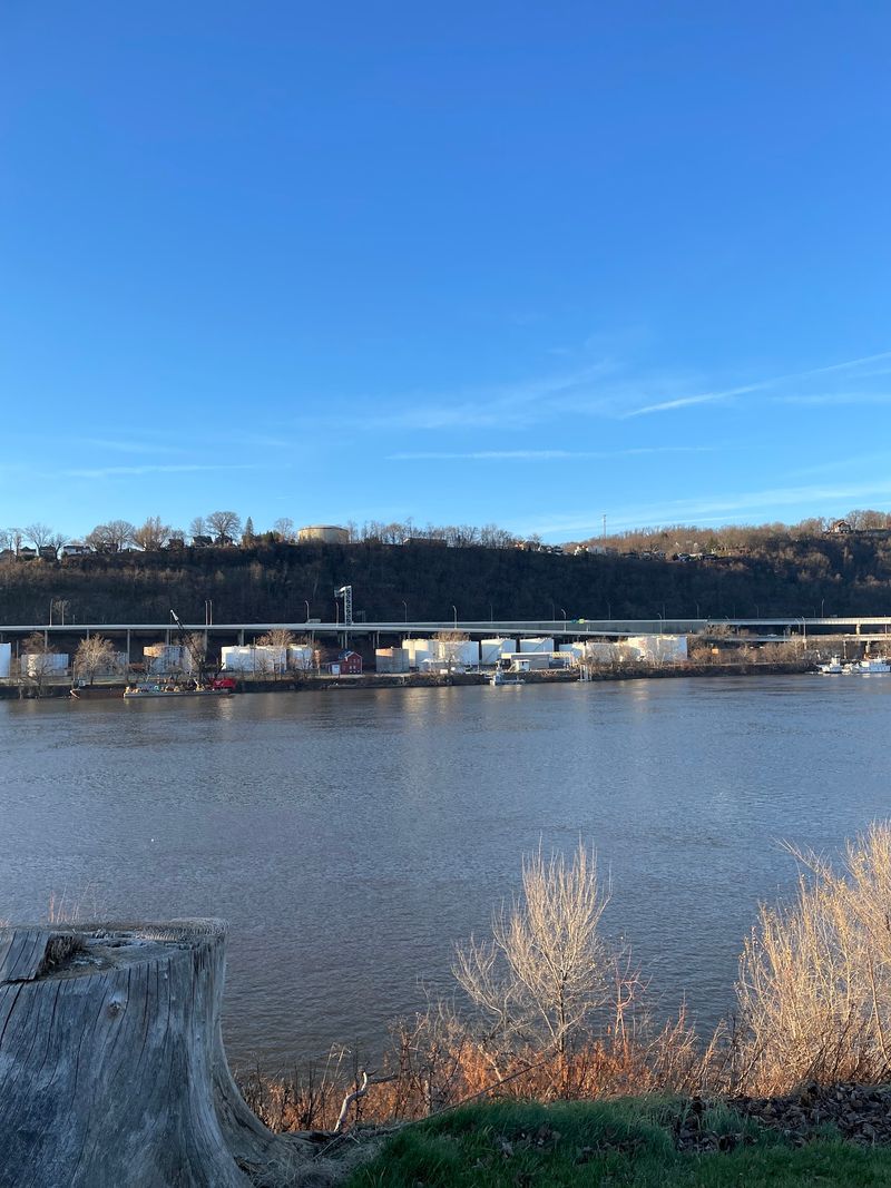 Where the Ohio River Bends Toward Three States
