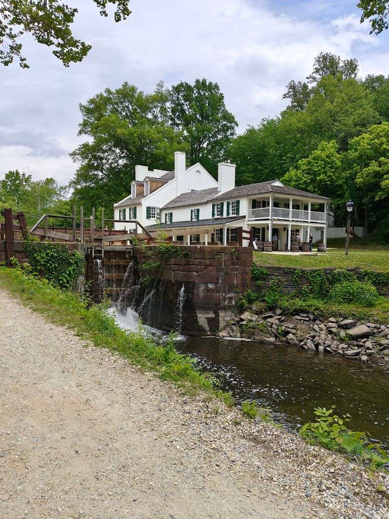 Where the Towpath Begins in Potomac