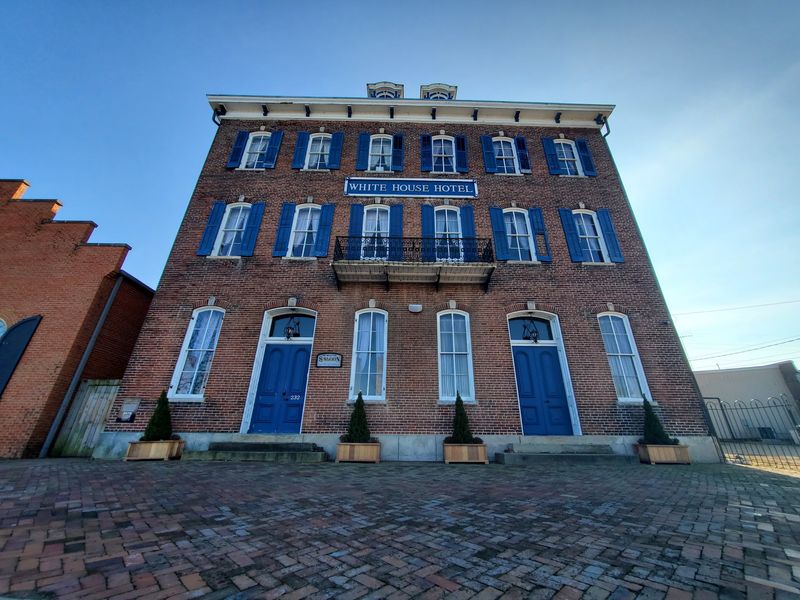 White House Hotel Antiques, Hermann, Missouri