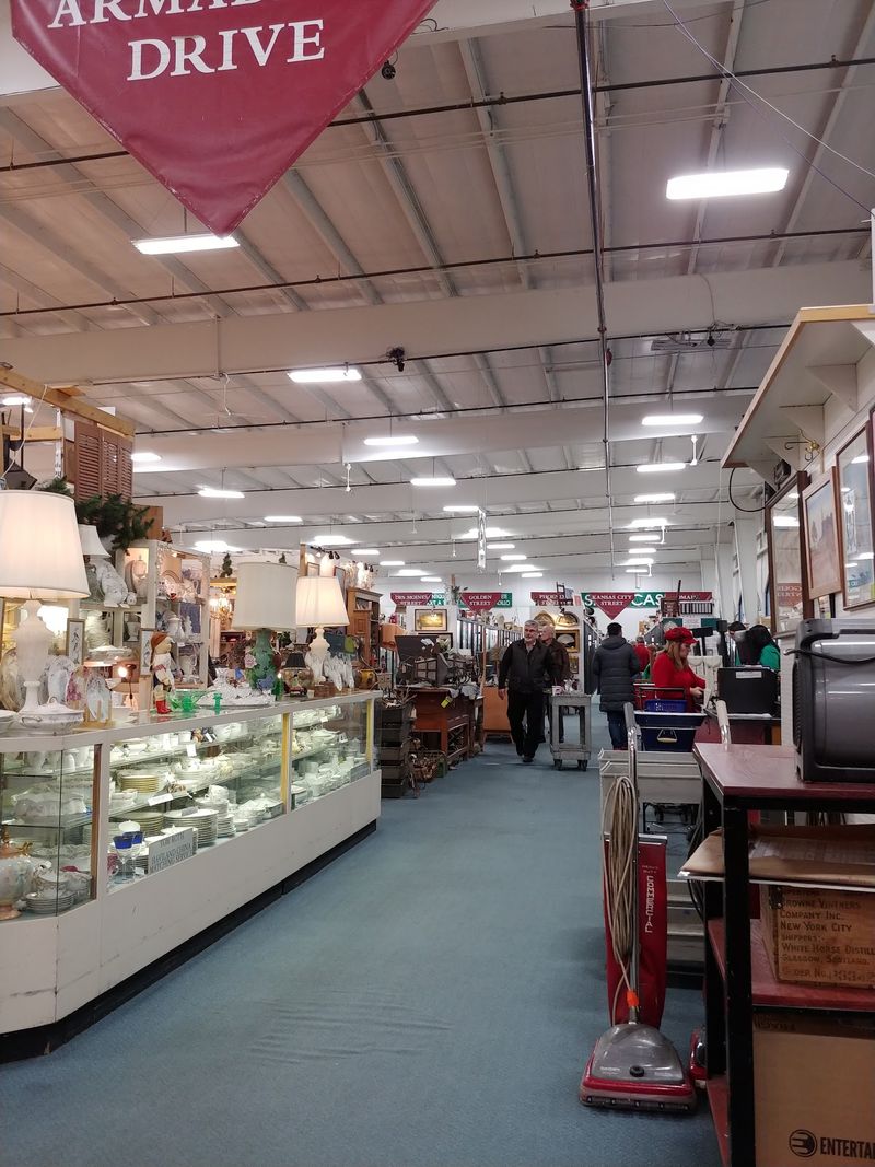Who Fits Right In Among the Aisles Who Fits Right In Among the Aisles