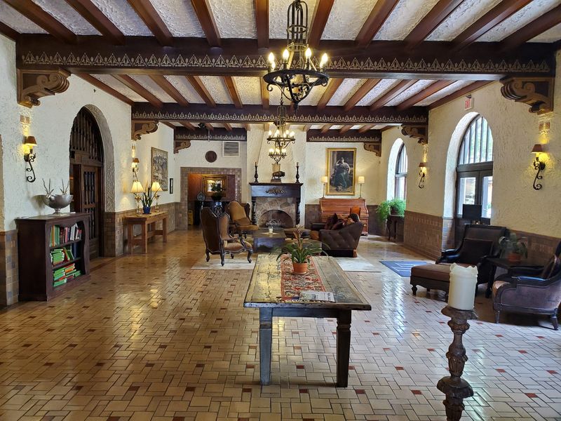 Why Guests Keep Coming Back to the Holland Hotel