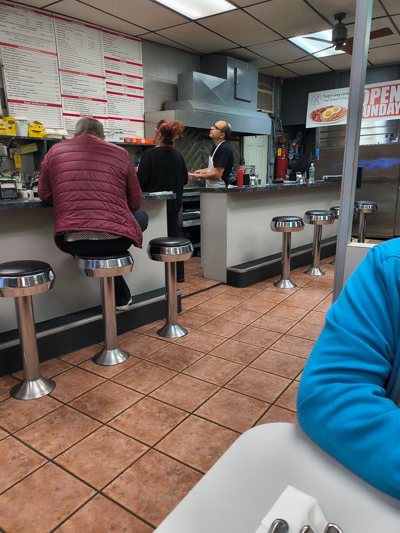Why Regulars Never Feel Like Strangers