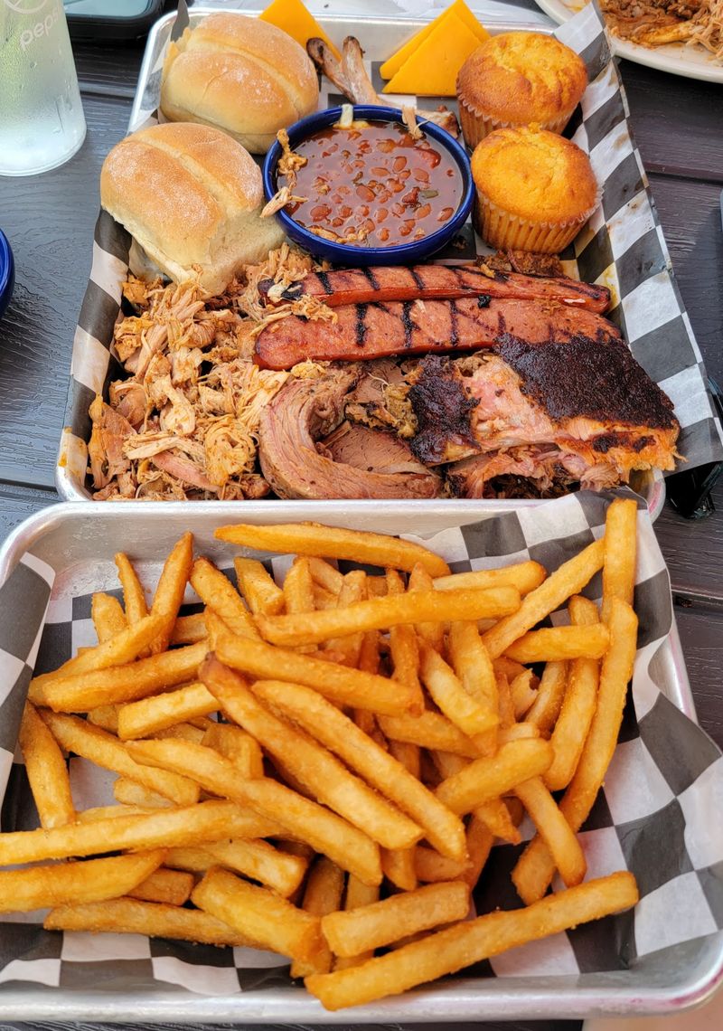 Why Smokey's Is Worth the Trip From Anywhere in the Twin Cities Area Why Smokey's Is Worth the Trip From Anywhere in the Twin Cities Area