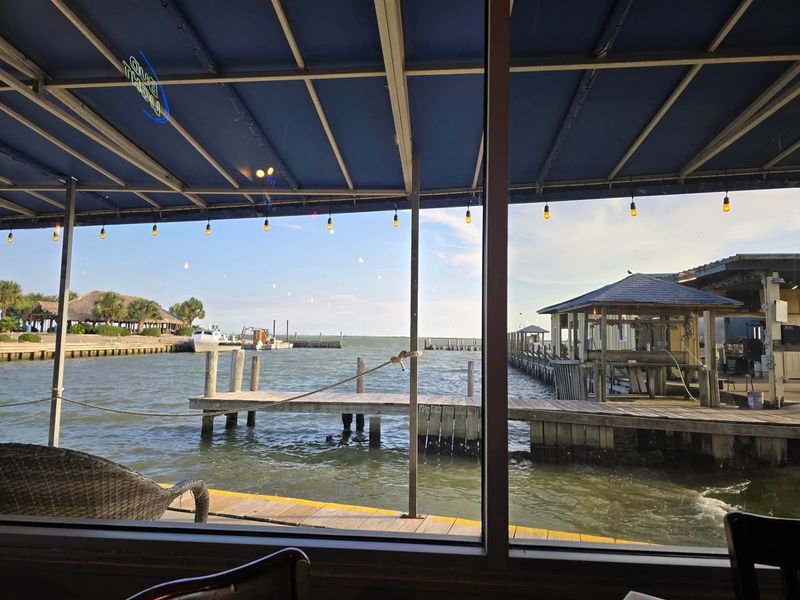 Why This Bayside Spot Is Worth the Drive Why This Bayside Spot Is Worth the Drive