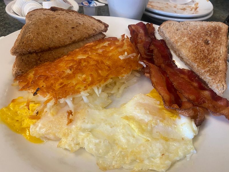 Why This Century-Old Diner Still Wins