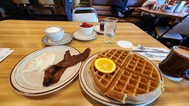 Why This Diner Is Worth The Trip