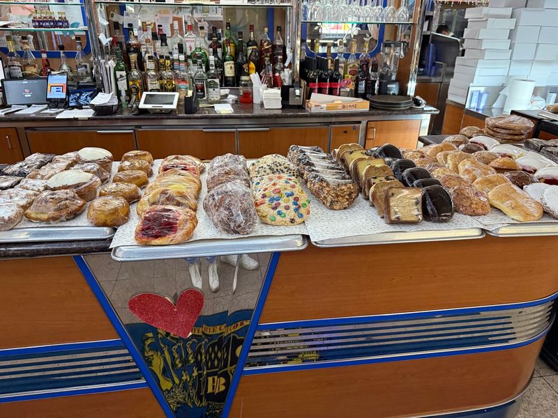Why This Diner Keeps Drawing People Back