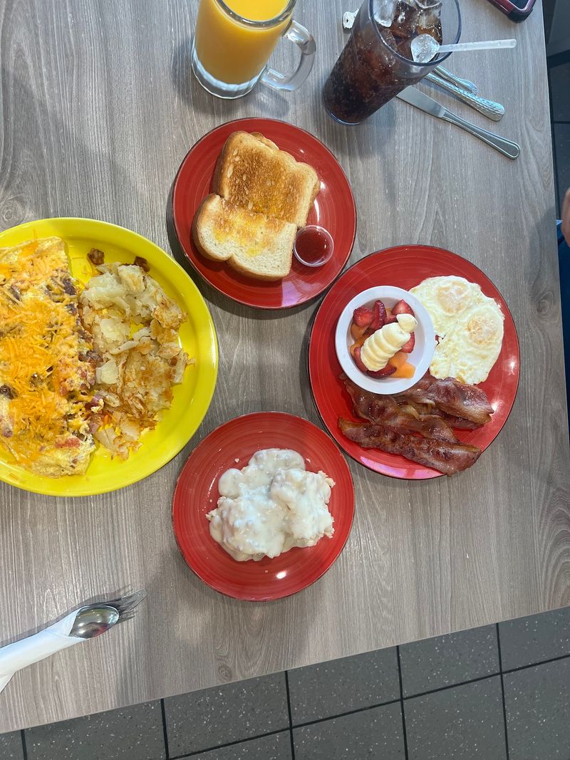 Why This Diner Keeps Winning People Over Why This Diner Keeps Winning People Over