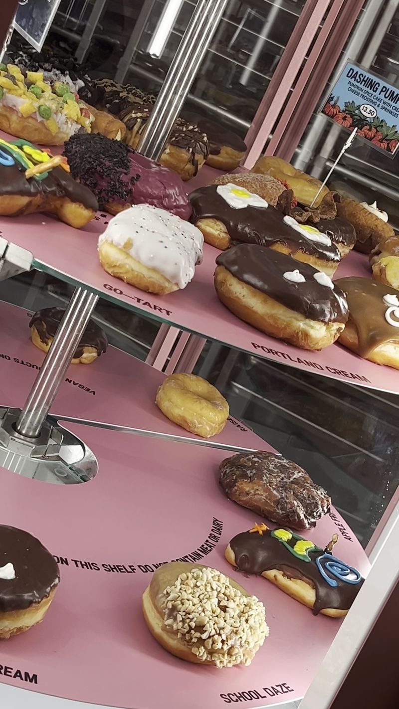 Why This Late-Night Sweet Stop Sticks Why This Late-Night Sweet Stop Sticks