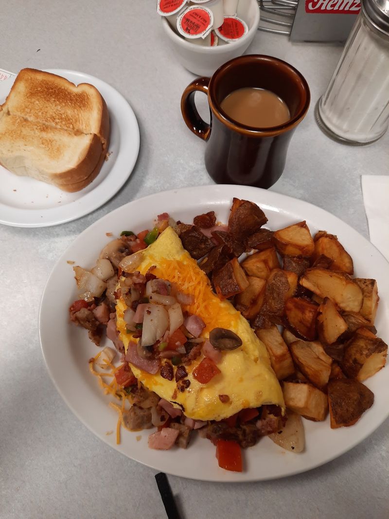 Why This Little Cafe Keeps Winning Hearts Why This Little Cafe Keeps Winning Hearts