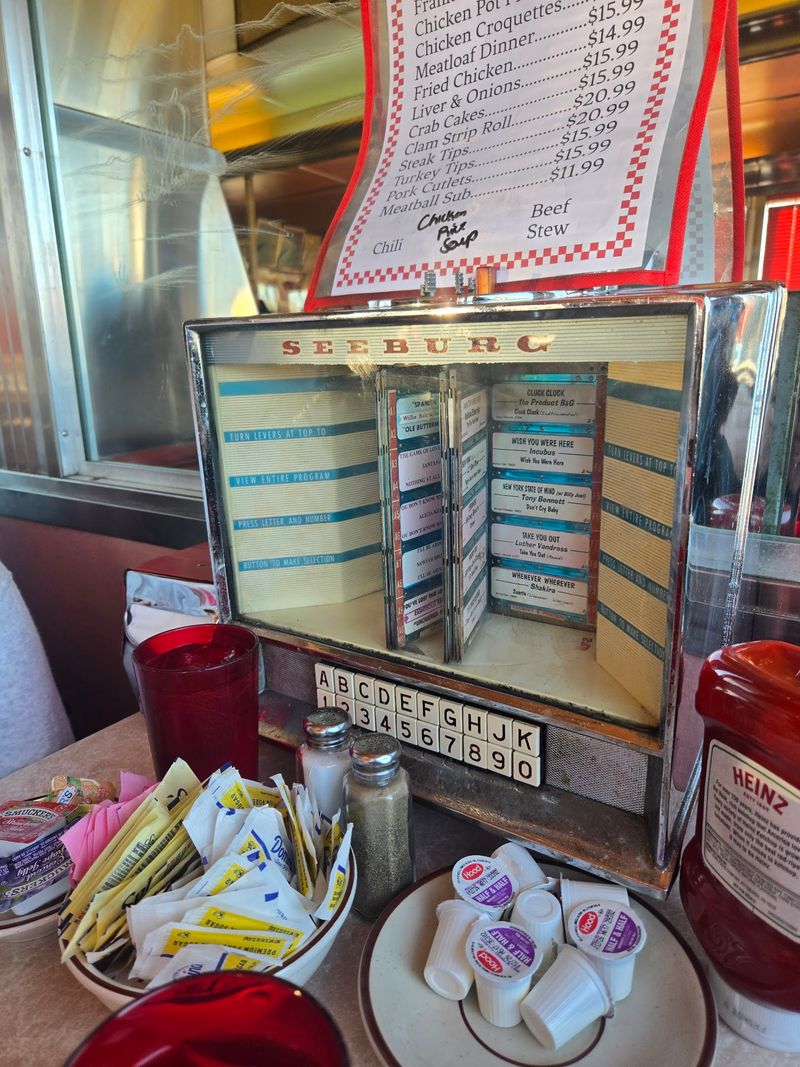 Why This Old Diner Still Wins