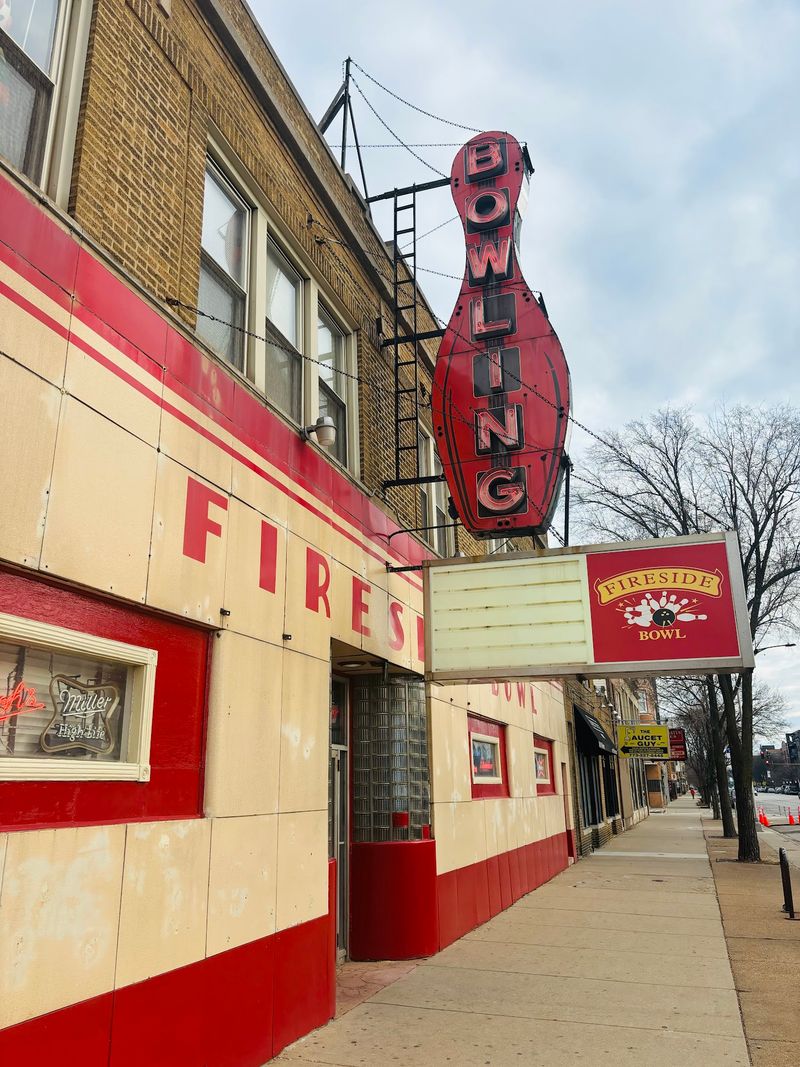 Why This Old-School Alley Still Wins Fans