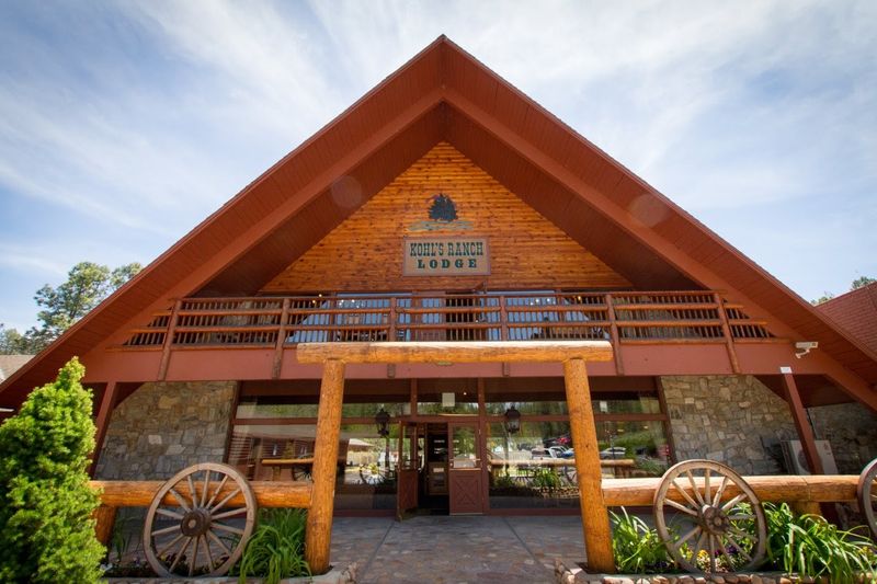 Why This Pine-Shaded Lodge Keeps Calling People Back