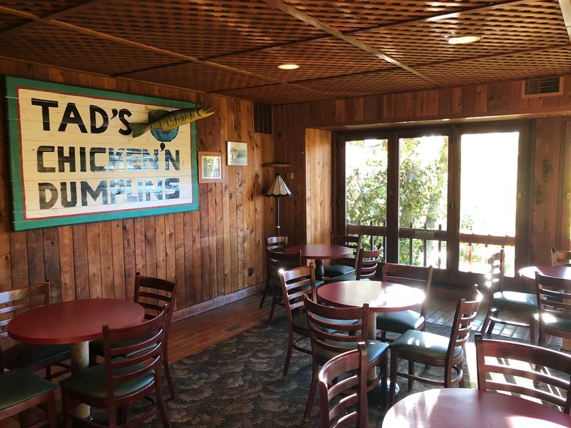 Why This Roadhouse Still Wins Hearts Why This Roadhouse Still Wins Hearts