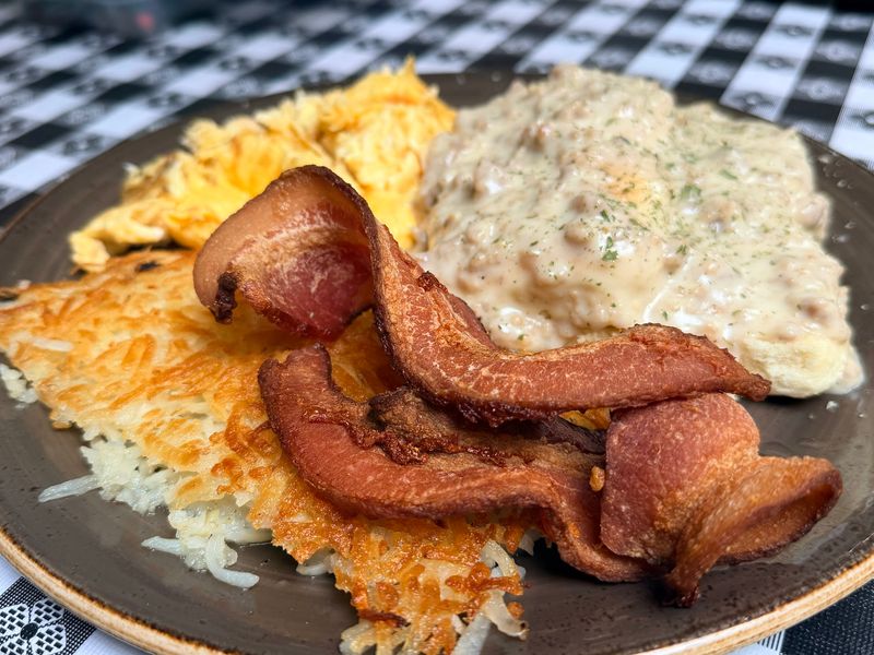 Why This Sumner Cafe Keeps Earning Return Trips Why This Sumner Cafe Keeps Earning Return Trips