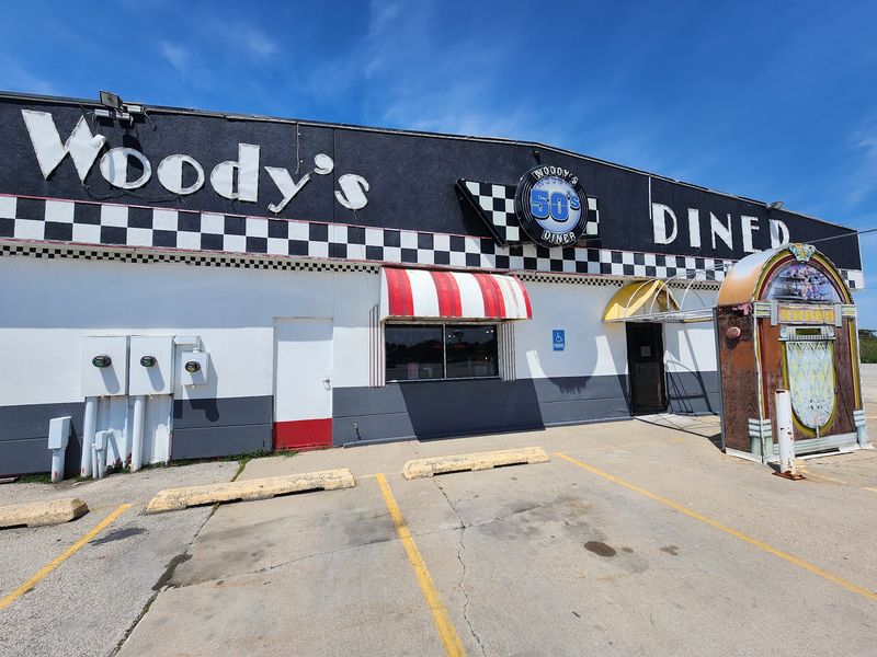 Why Woody's Is a Must-Stop Along the Illinois Highway