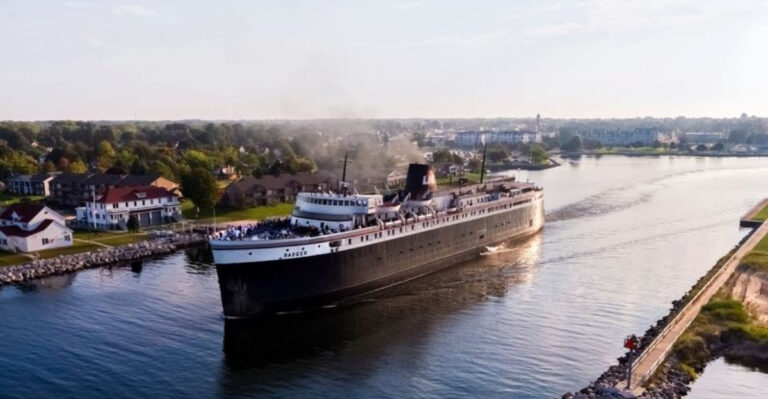 Retirees Keep Settling In This Affordable Michigan Lake Town For Its Easygoing, Slow-Paced Life