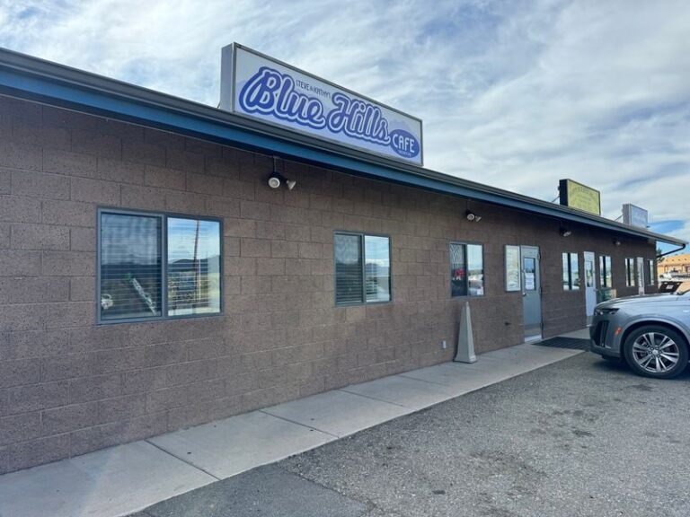 In The Small Arizona Town Of Dewey, Locals Keep Coming Back To This Homestyle Cafe For An Old-School Breakfast
